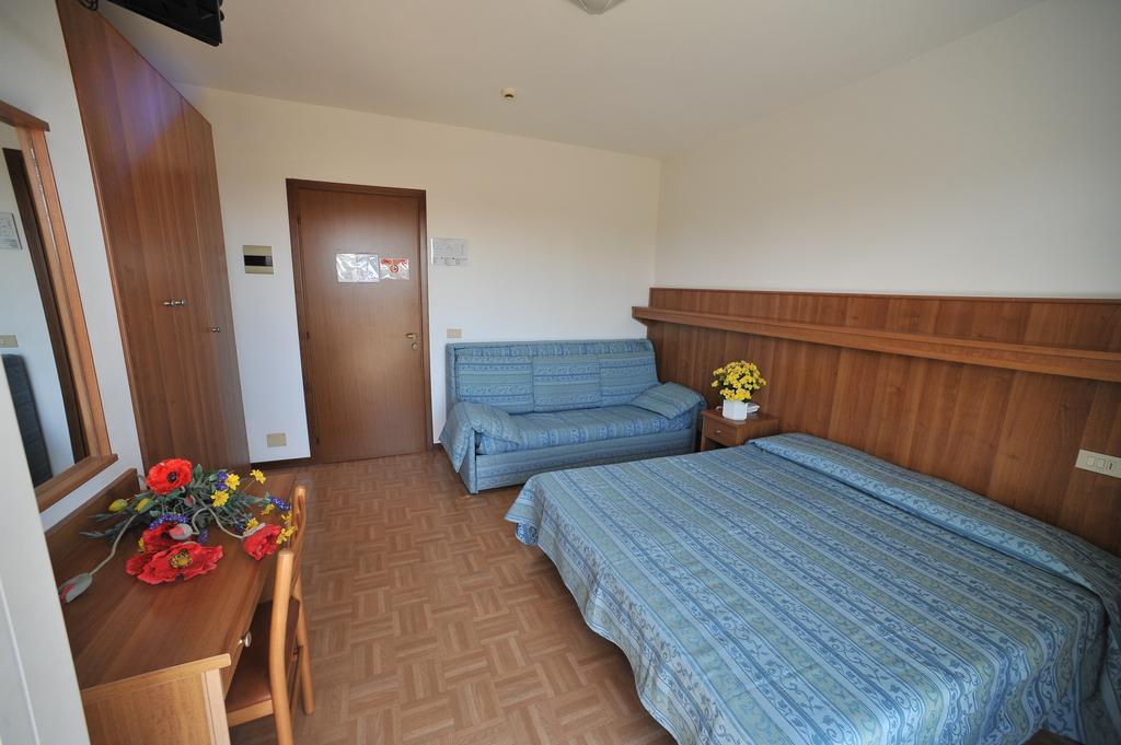 Hotel Aspe Bibione Quarto foto